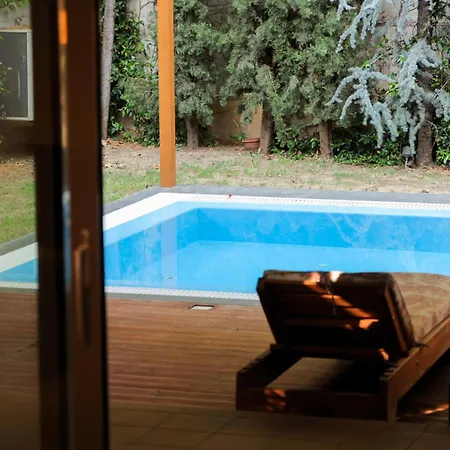 빌라 Pool And Retreat 티라나